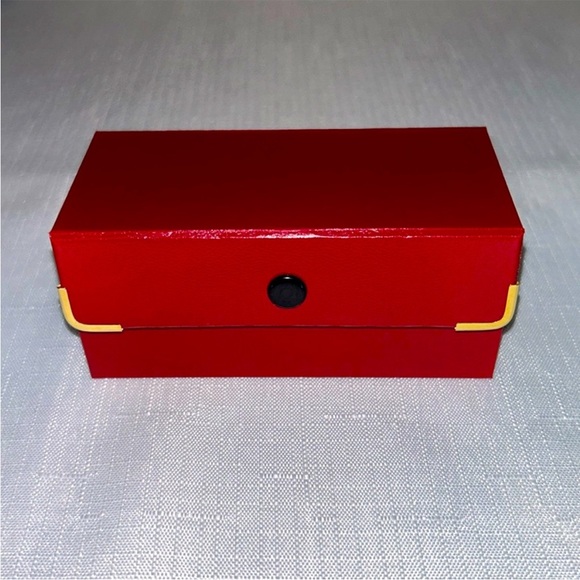 Swarovski Crystal Infinity Triple Stone Pendant Necklace | New With Tags - Picture 5 of 6